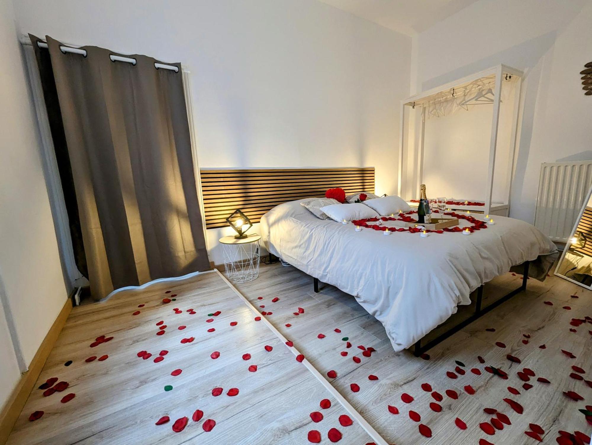 Logement Complet Dijon Centre Jusqu'A 6 Couchages Luaran gambar